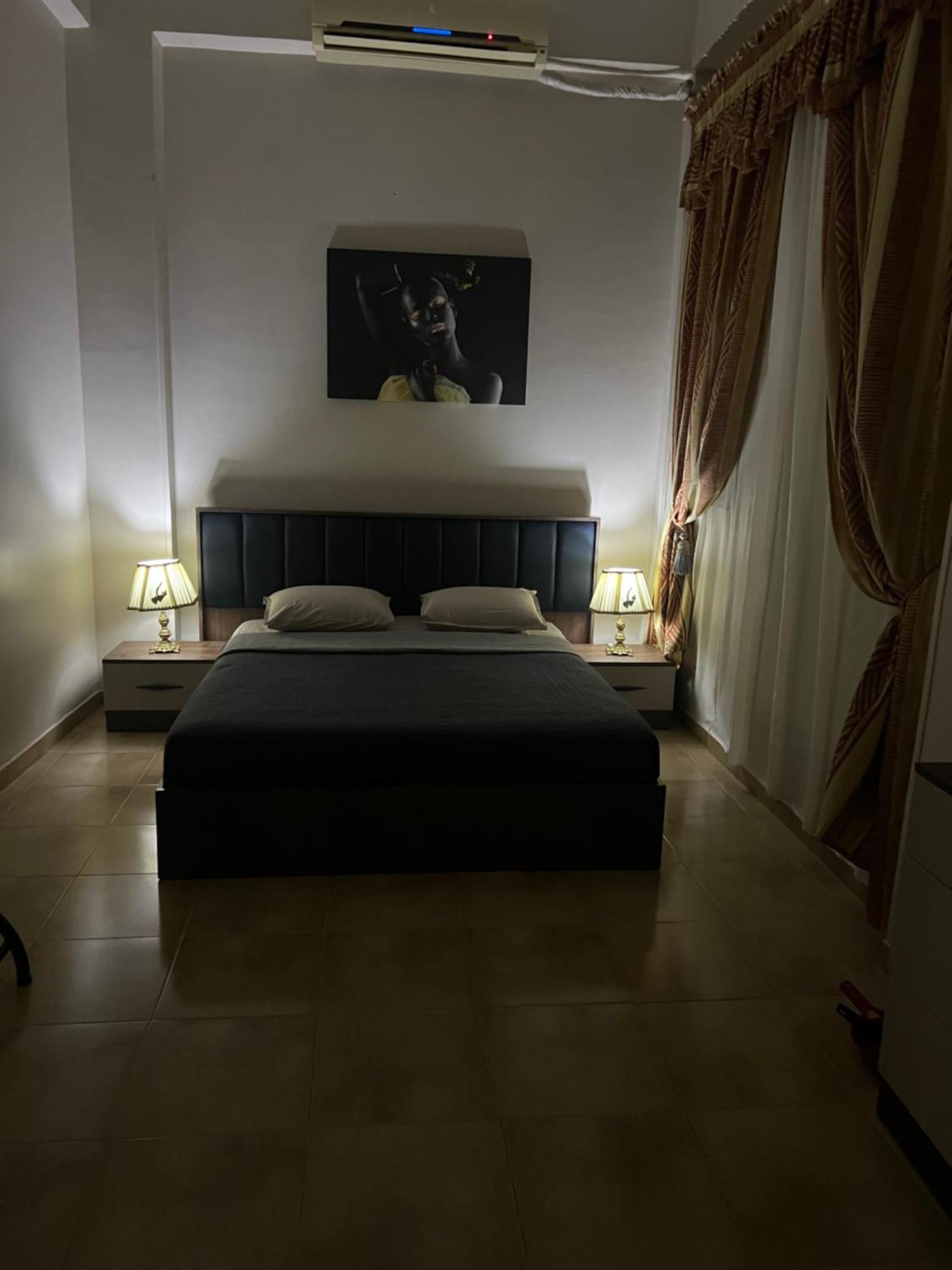 Appartamento Karnak Flats Luxor Esterno foto