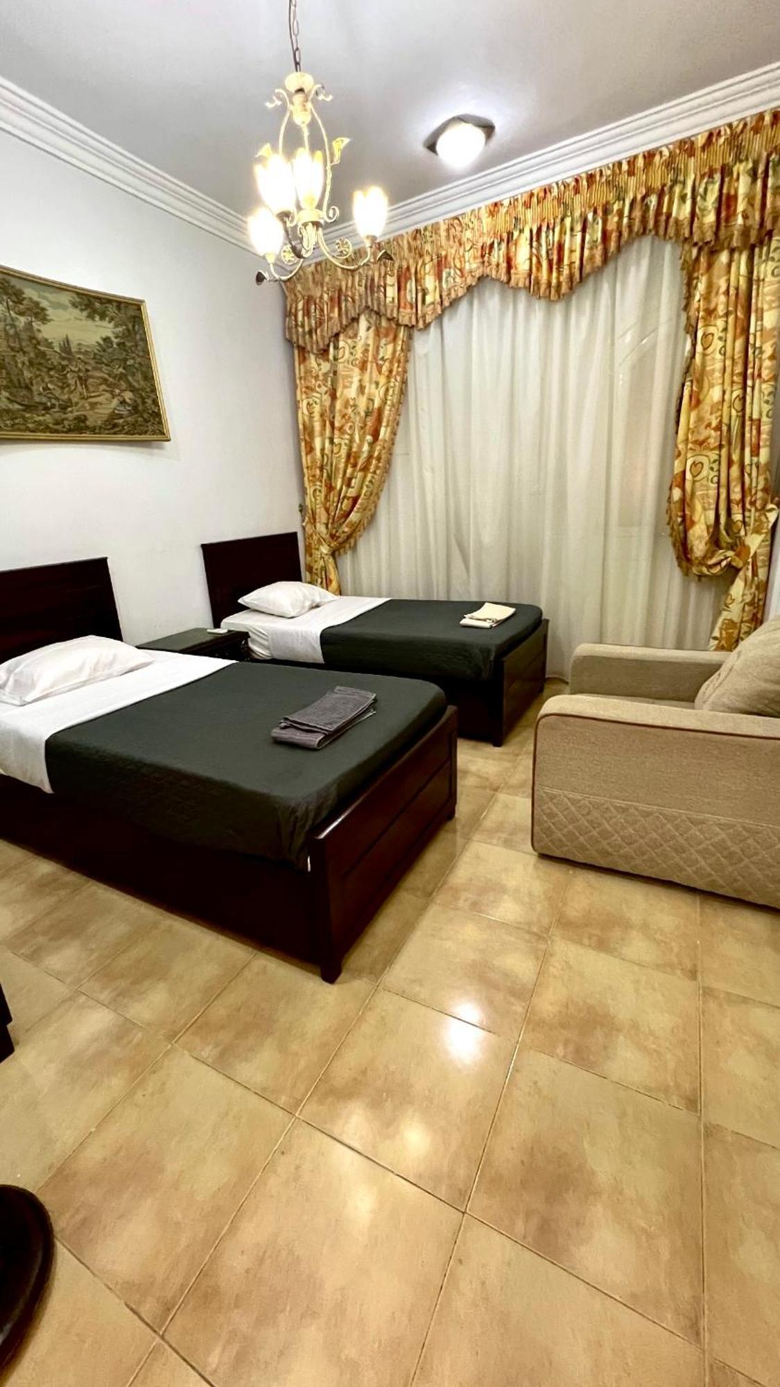 Appartamento Karnak Flats Luxor Esterno foto
